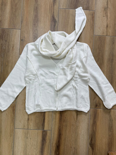 Džemper Alvana -bijeli - univerzalna veličina